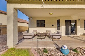 Southwest Sanctuary: Coolidge Home w/ Pool!
