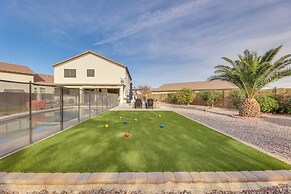 Southwest Sanctuary: Coolidge Home w/ Pool!