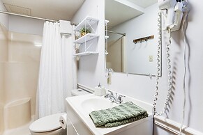 Massanutten Resort Getaway w/ Game Room!