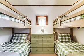 Massanutten Resort Getaway w/ Game Room!