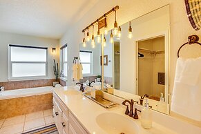 Luxe Mesa View Home on 35 Acres w/ Wraparound Deck