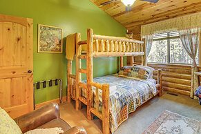 Family-friendly Cabin w/ Fire Pit in Forest Lakes