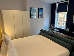 Leicester Square 3rd Floor Studio