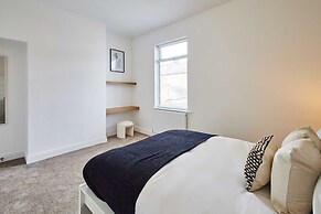 Host Stay Norton House