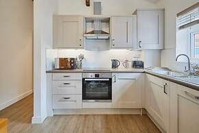 Host Stay Jubilee Close