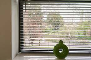 Host Stay 23 Waterside Place