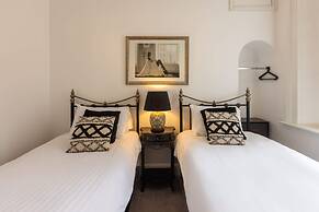 Host Stay Danby at the Sandbeck