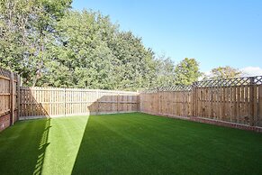 Host Stay Aronora Guest House