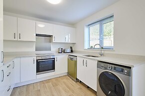 Host Stay Aronora Guest House