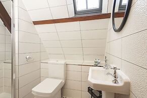 Host Stay The Tiny Chapel