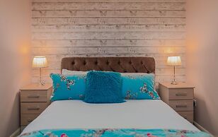 Host Stay Pied-a-terre at Manor View