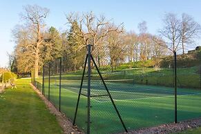 Host Stay Boathouse Barn