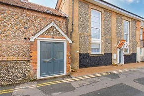 Host Stay The Old Antique Shop