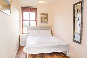 Host Stay Rosary Road Apartment