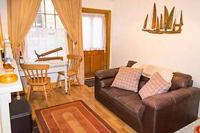 Host Stay Shoemakers Cottage