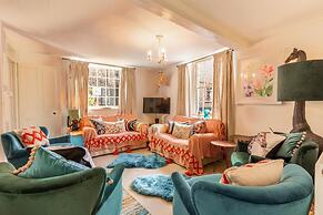 Host Stay The Old Paul Pry