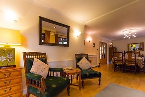 Host Stay Four Seasons