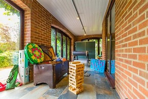 Host Stay Four Seasons