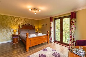 Host Stay Four Seasons