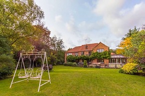 Host Stay Four Seasons