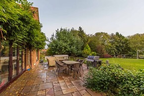 Host Stay Four Seasons