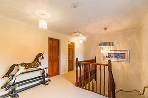 Host Stay Four Seasons