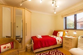 Host Stay Four Seasons