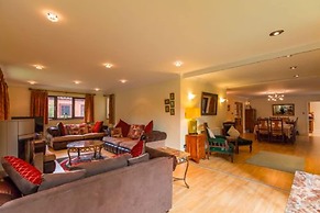 Host Stay Four Seasons