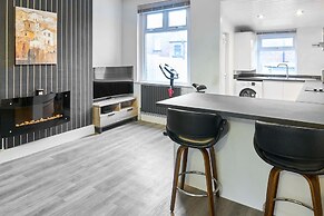 Host Stay Thurstane Street