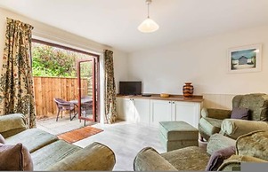 Host Stay Tystie Cottage