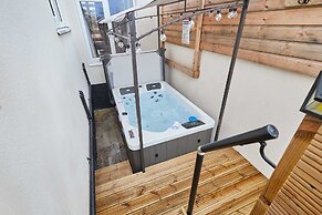 Host Stay Salt Rock Retreat