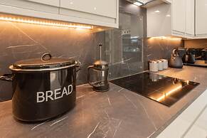 Host Stay High Gables