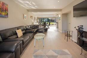 Host Stay High Gables