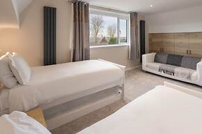 Host Stay High Gables