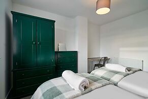 Host Stay Bristol BS7