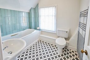 Host & Stay The Raven Hotel Rooms