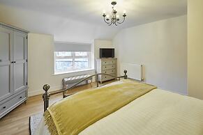 Host Stay Cedar Cottage