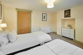 Host Stay The Garden Flat