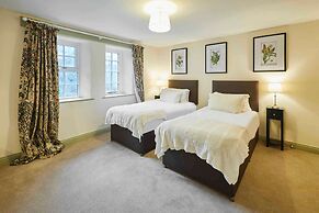 Host Stay The Garden Flat