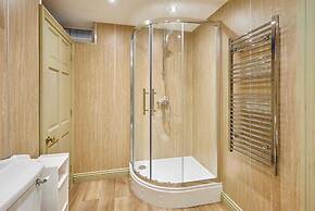 Host Stay The Garden Flat