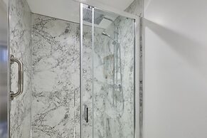 Host Stay Harrow Bothy