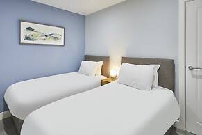 Host Stay Harrow Bothy