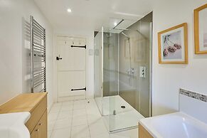 Host Stay Newton Cottage