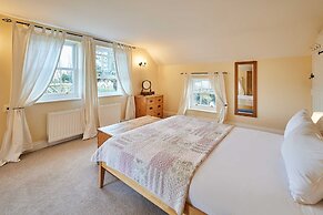 Host Stay Newton Cottage