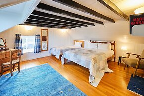 Host Stay Newton Cottage