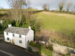 Host Stay White House