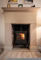 Host Stay White House