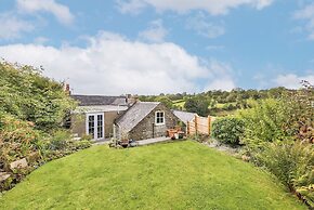 Host Stay Westbury Cottage