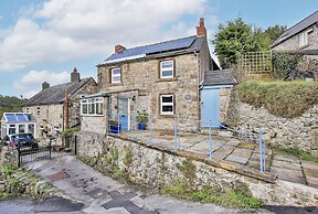 Host Stay Westbury Cottage