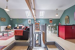 Host Stay Nine Ladies